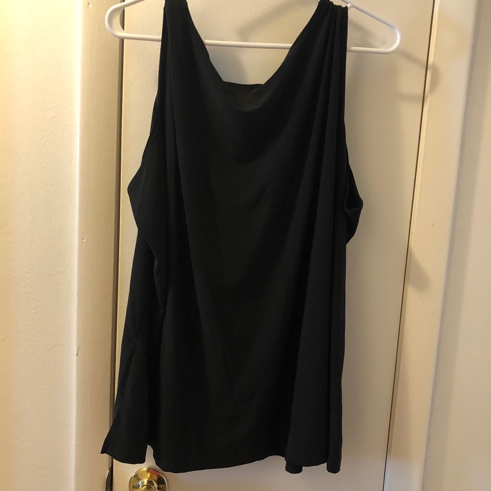 Woman’s Jemma sleeveless top size 3X